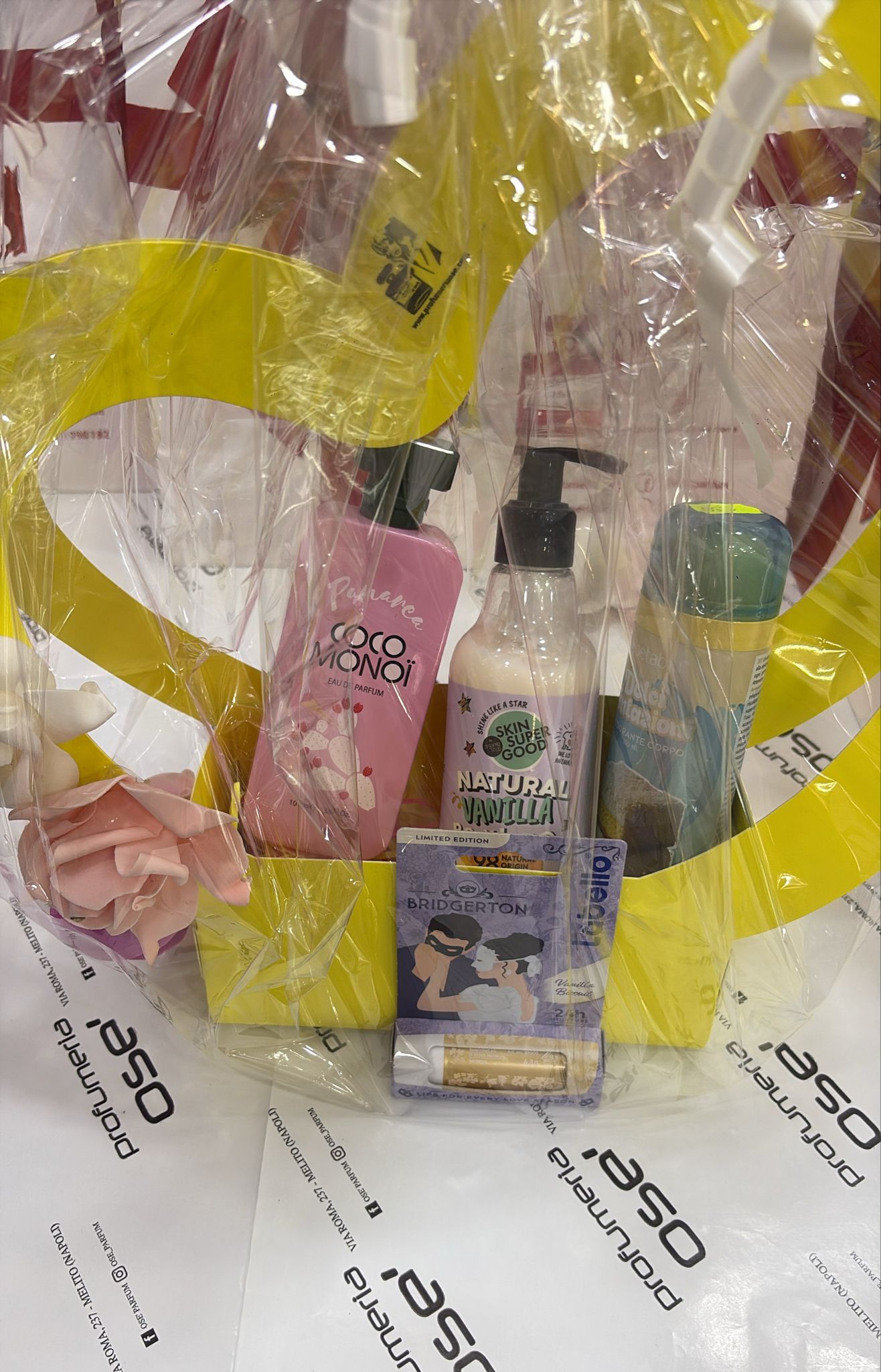 Confezione linea corpo Profumo + Crema + Deo + Labello